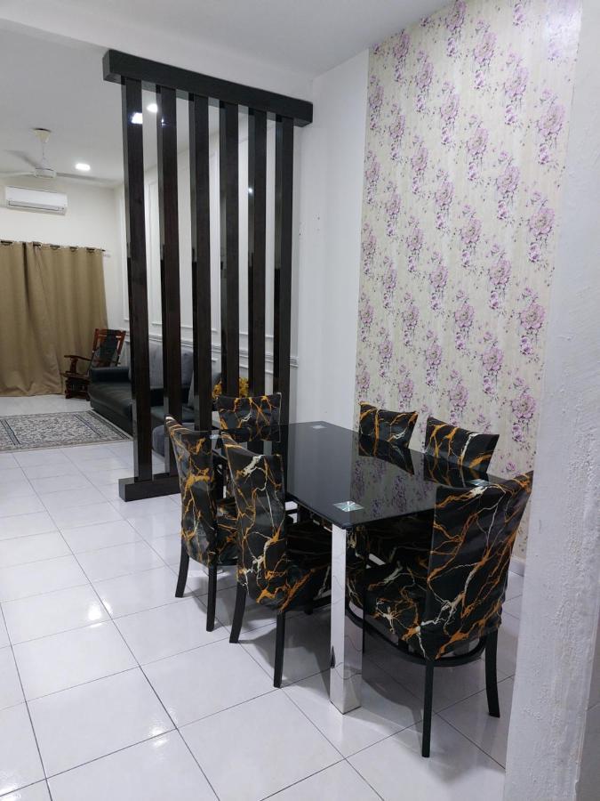 Pelangi Homestay Bota Εξωτερικό φωτογραφία