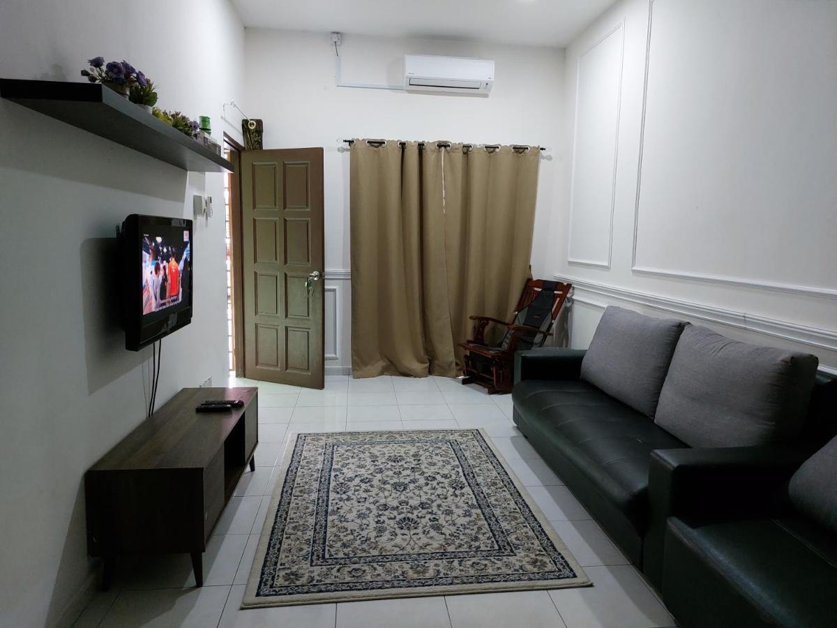 Pelangi Homestay Bota Εξωτερικό φωτογραφία